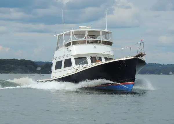 Slide: The Image of Jarvis Newman Flybridge Sedan 1988 - 1
