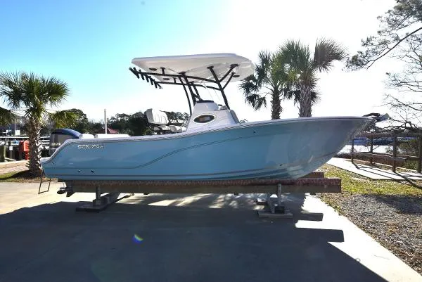 Slide: The Image of Sea Fox 249 Avenger 2022 - 0