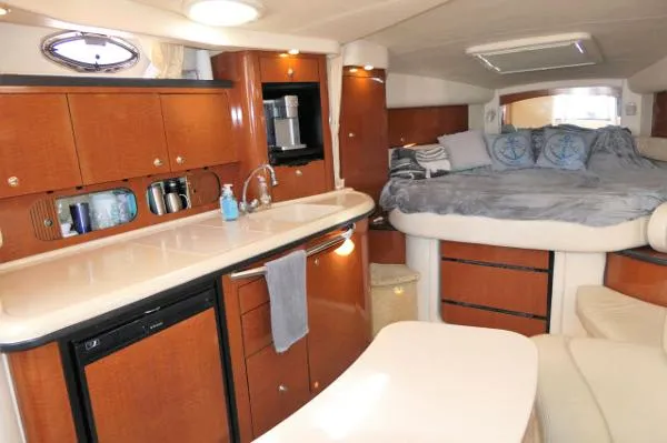 Slide: The Image of Sea Ray 340 Sundancer 2003 - 1
