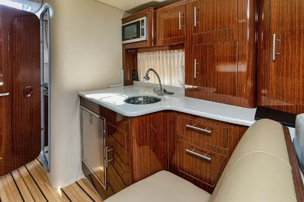 Slide: The Image of Regal 32 Express 2015 - 11