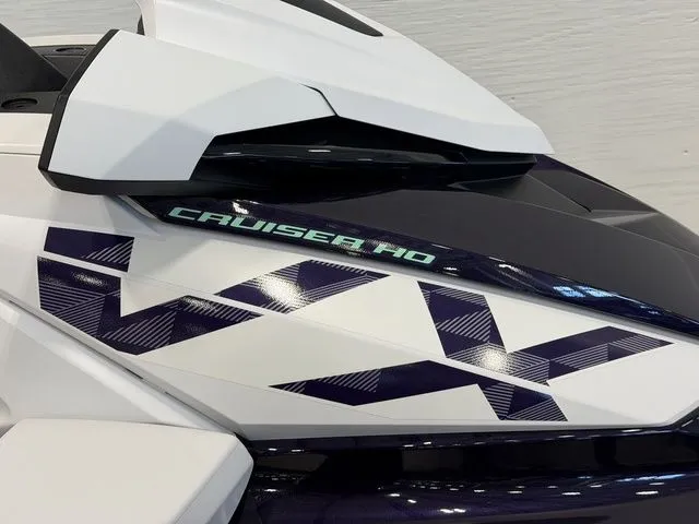 Slide: The Image of Yamaha VX Cruiser HO 2026 - 16