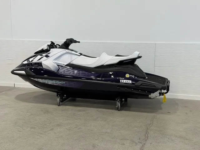 Slide: The Image of Yamaha VX Cruiser HO 2026 - 7