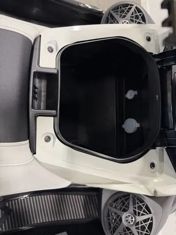 Slide: The Image of Yamaha VX 2026 - 16