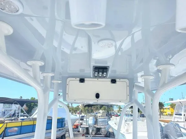 Slide: The Image of Aquasport 230 Pro Bay 2023 - 11
