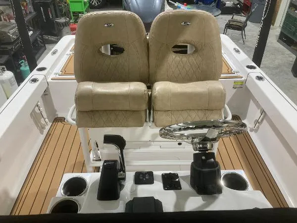 Slide: The Image of Sportsman Masters 247 Bay Boat 2020 - 10