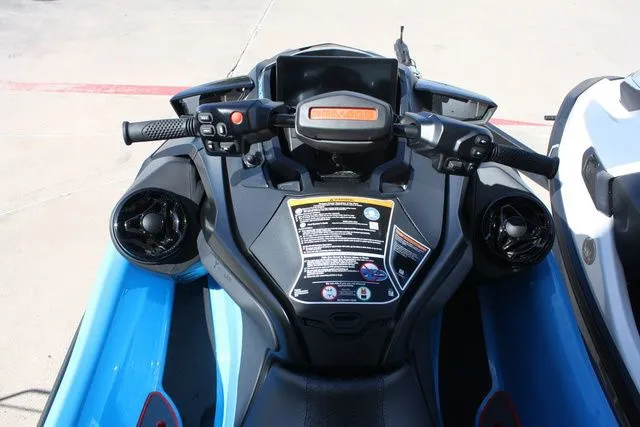 Slide: The Image of Sea-Doo RXT-X™ 325 Gulfstream Blue Premium 2026 - 7