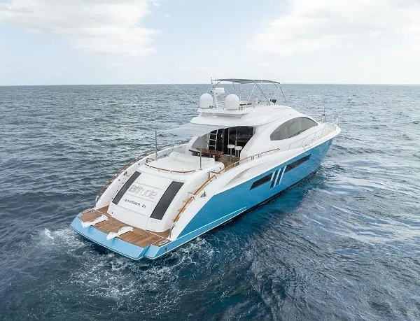 Slide: The Image of Lazzara Yachts 78 LSX 2010 - 4