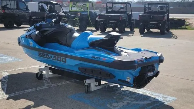 Slide: The Image of Sea-Doo RXT-X 2026 - 11