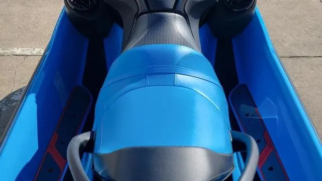 Slide: The Image of Sea-Doo RXT-X 2026 - 14