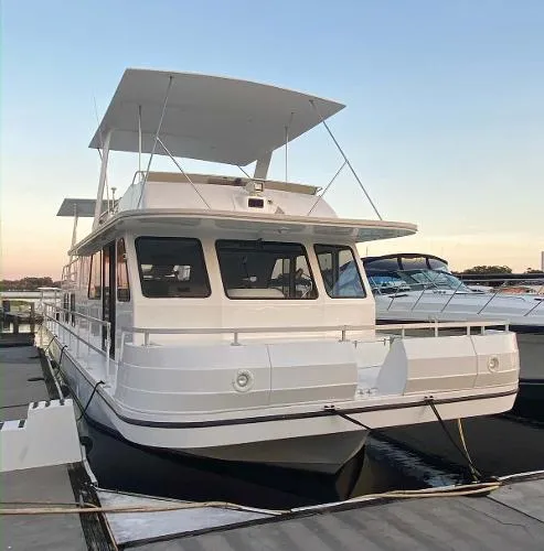Slide: The Image of Gibson 5500 Houseboat 2001 - 2