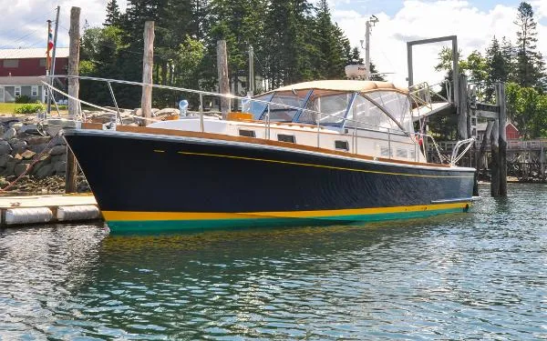 Slide: The Image of Grand Banks Eastbay 38 EX 1995 - 1