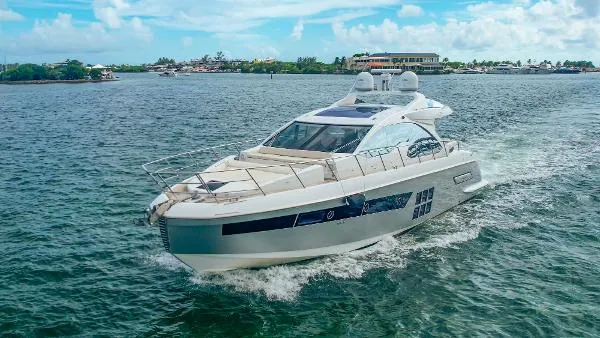 Slide: The Image of Azimut 55S 2014 - 3