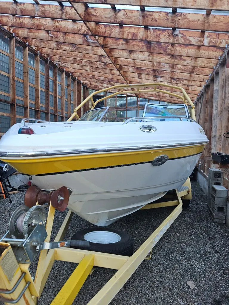 Slide: The Image of Chaparral 220 SSi 2003 - 14