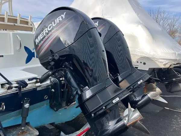 Slide: The Image of Sailfish 270 CC 2013 - 6