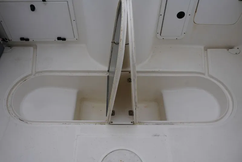 Slide: The Image of Aquasport 225 Explorer 2000 - 13