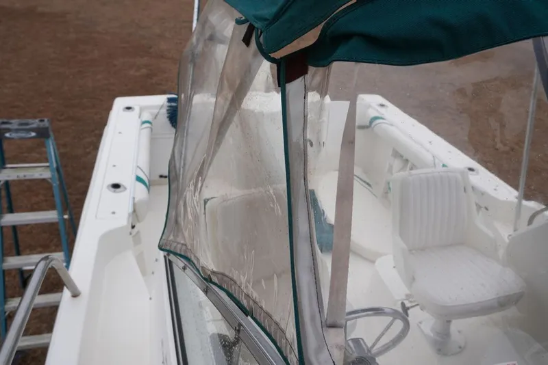 Slide: The Image of Aquasport 225 Explorer 2000 - 15