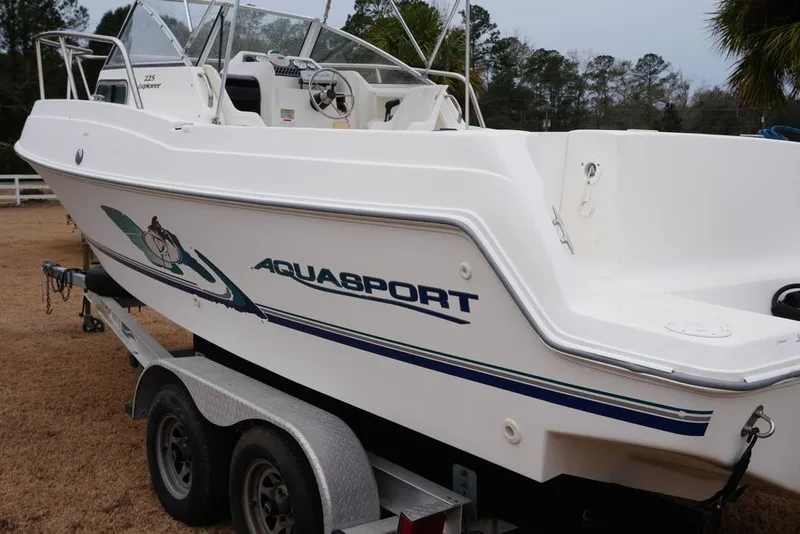 Slide: The Image of Aquasport 225 Explorer 2000 - 34