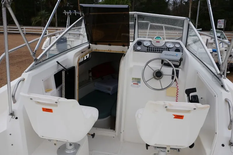 Slide: The Image of Aquasport 225 Explorer 2000 - 5