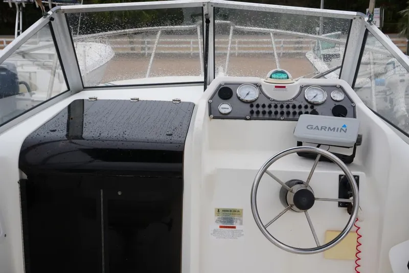 Slide: The Image of Aquasport 225 Explorer 2000 - 8