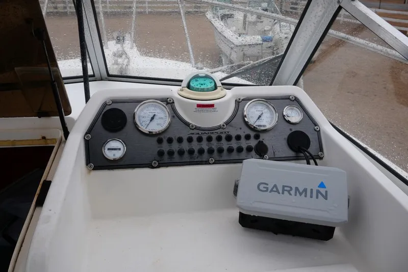 Slide: The Image of Aquasport 225 Explorer 2000 - 9