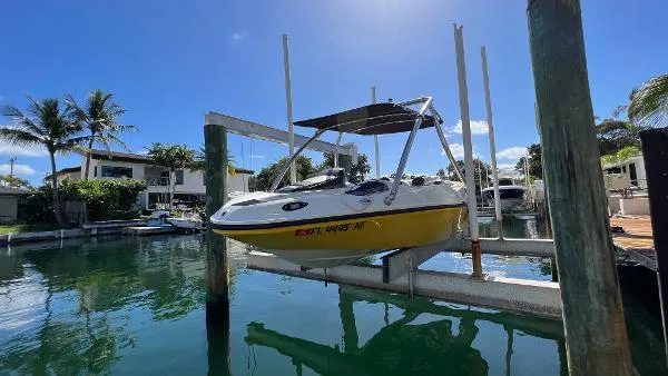 Slide: The Image of Sea-Doo Speedster 150 2006 - 8