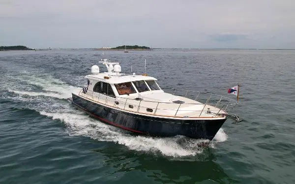 Slide: The Image of Grand Banks Eastbay 50 SX 2014 - 5