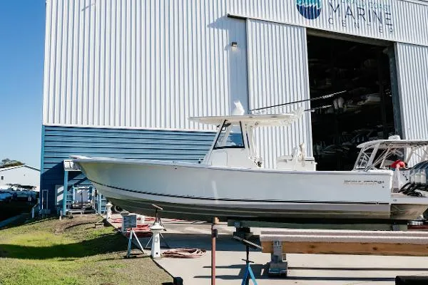Slide: The Image of Regulator Marine 34 2021 - 1