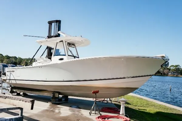 Slide: The Image of Regulator Marine 34 2021 - 10