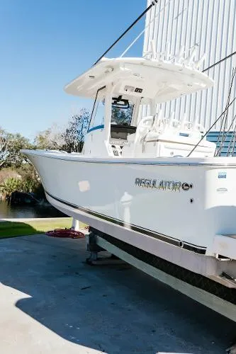 Slide: The Image of Regulator Marine 34 2021 - 6