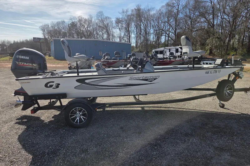 Slide: The Image of 2020 G3 Sportsman 1810 boat with Yamaha VMAX engine on trailer. - 3