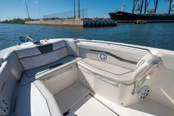 Slide: The Image of Wellcraft 262 Fisherman 2019 - 7