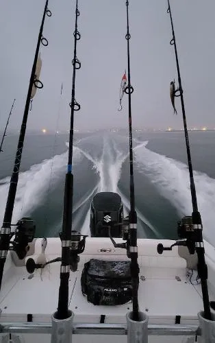 Slide: The Image of Sea Hunt Ultra 225 2012 - 10