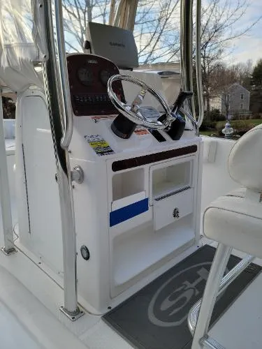 Slide: The Image of Sea Hunt Ultra 225 2012 - 9