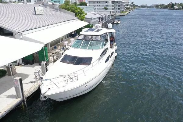 Slide: The Image of Cruisers 455 Express Motoryacht 2006 - 1