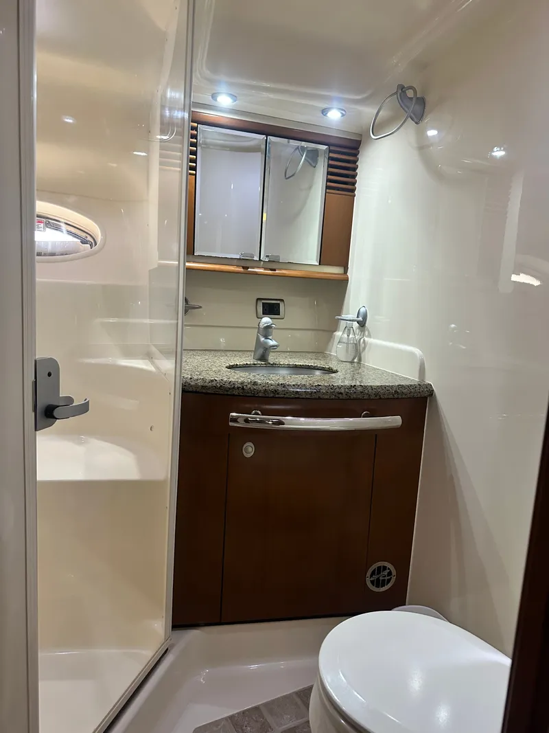 Slide: The Image of Luxurious bathroom in a 2006 Sea Ray 52 Sundancer yacht. - 13