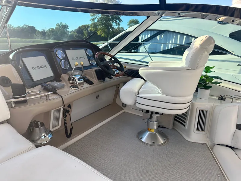 Slide: The Image of Interior of a 2006 Sea Ray 52 Sundancer yacht with Garmin navigation. - 21