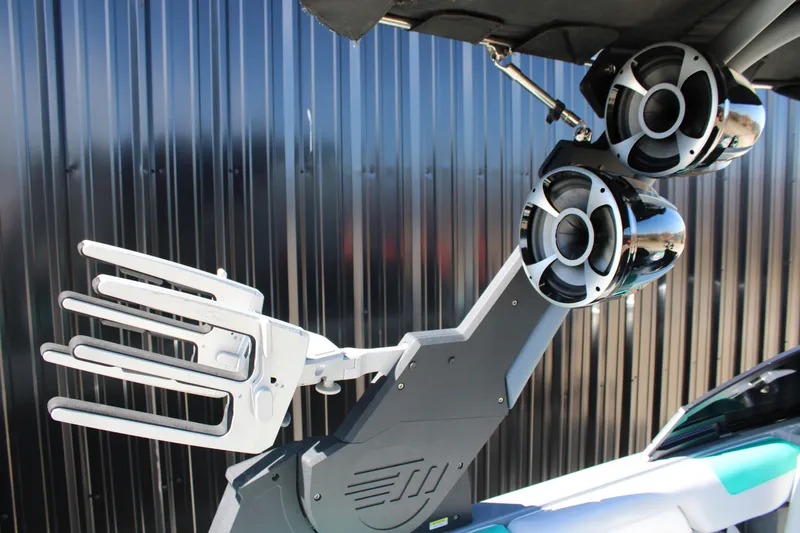 Slide: The Image of 2020 Malibu Wakesetter 25 LSV boat tower with speakers and board rack. - 15