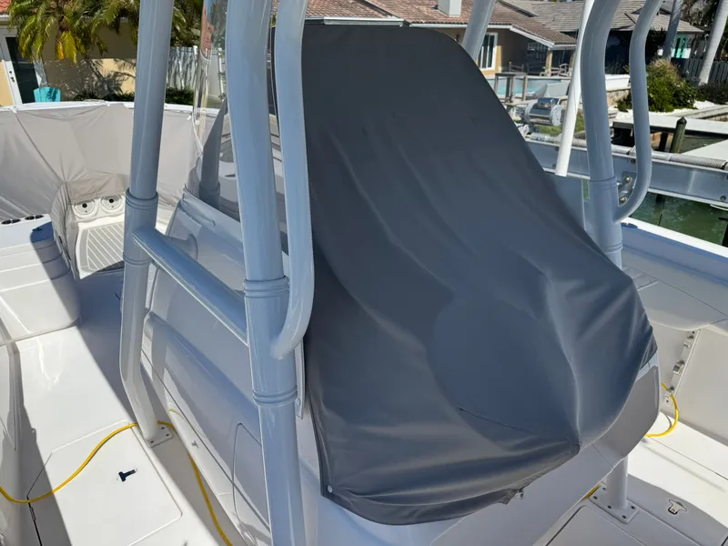 Slide: The Image of Intrepid 375 Nomad FE 2020 - 100