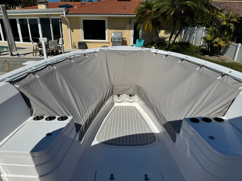 Slide: The Image of Intrepid 375 Nomad FE 2020 - 102