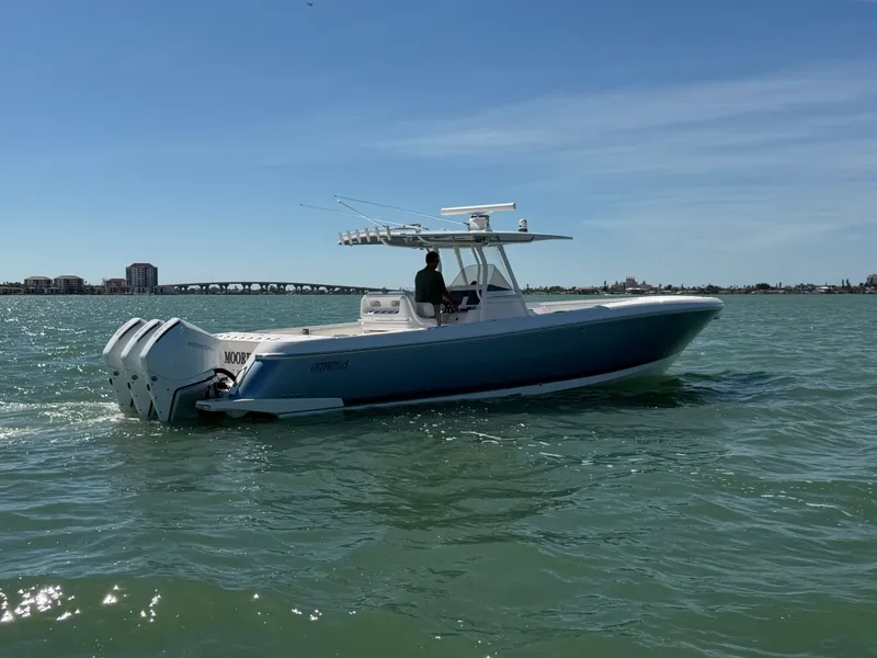 Slide: The Image of Intrepid 375 Nomad FE 2020 - 11