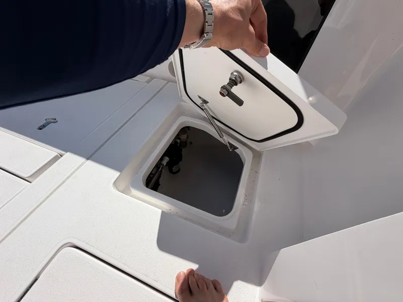 Slide: The Image of Intrepid 375 Nomad FE 2020 - 26