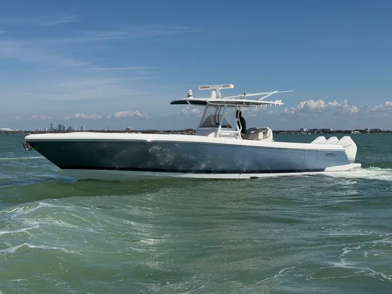 Slide: The Image of Intrepid 375 Nomad FE 2020 - 3