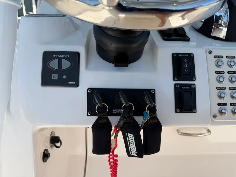 Slide: The Image of Intrepid 375 Nomad FE 2020 - 34