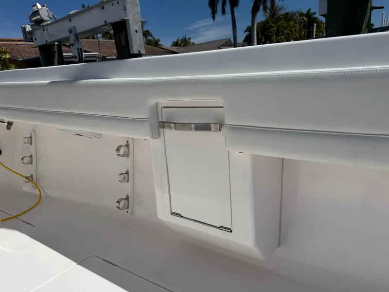 Slide: The Image of Intrepid 375 Nomad FE 2020 - 44