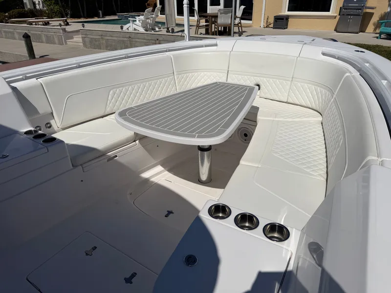 Slide: The Image of Intrepid 375 Nomad FE 2020 - 53