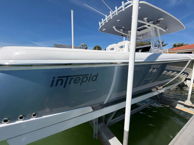 Slide: The Image of Intrepid 375 Nomad FE 2020 - 77