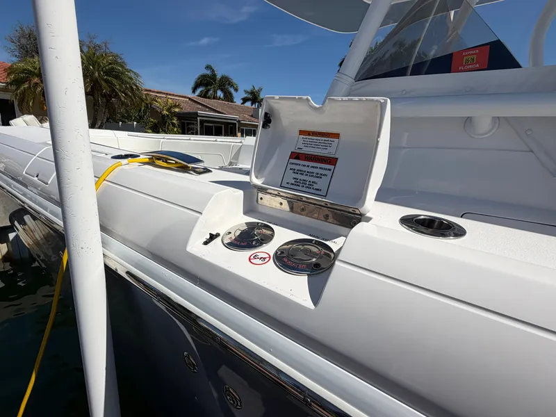 Slide: The Image of Intrepid 375 Nomad FE 2020 - 85