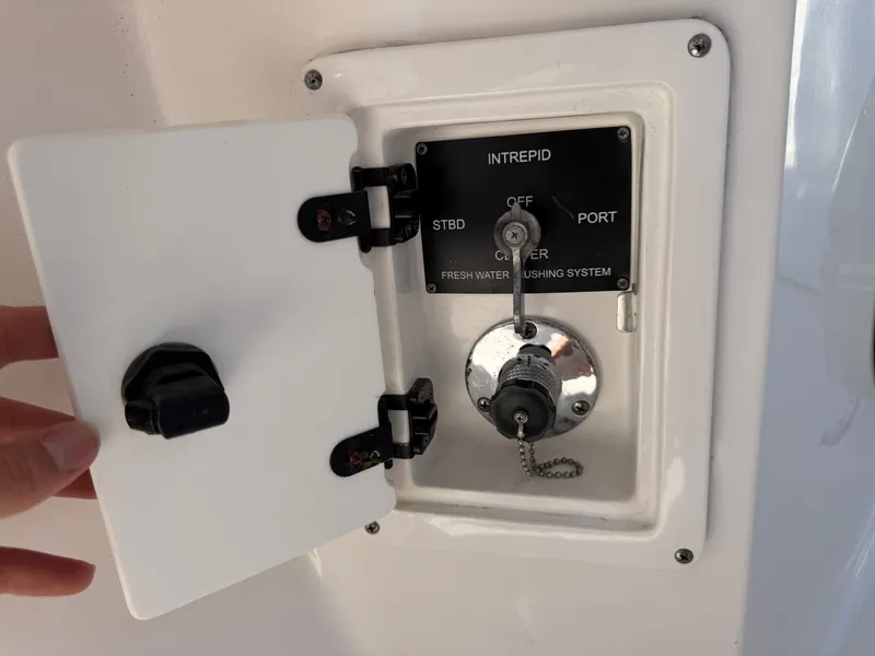 Slide: The Image of Intrepid 375 Nomad FE 2020 - 88