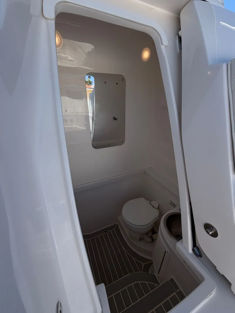 Slide: The Image of Intrepid 375 Nomad FE 2020 - 91