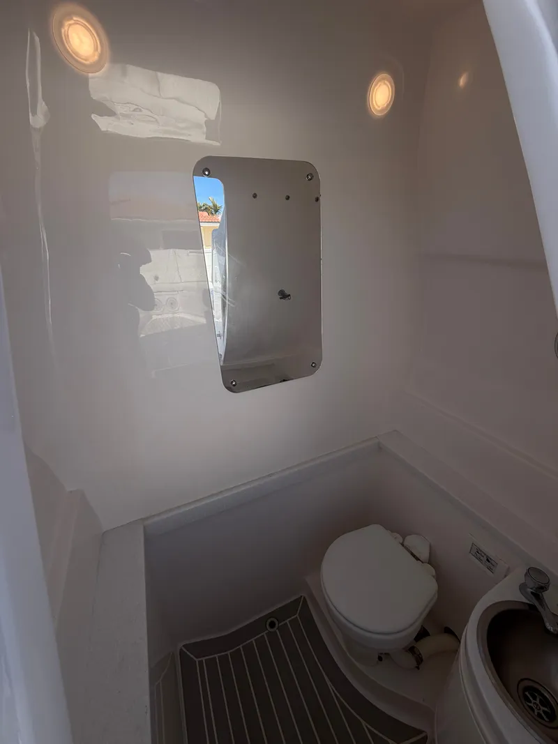 Slide: The Image of Intrepid 375 Nomad FE 2020 - 93